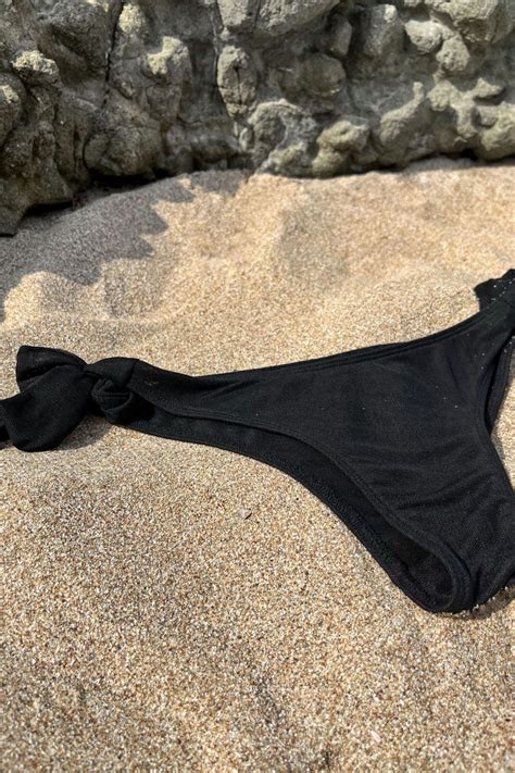 swimwear that allows tanning.